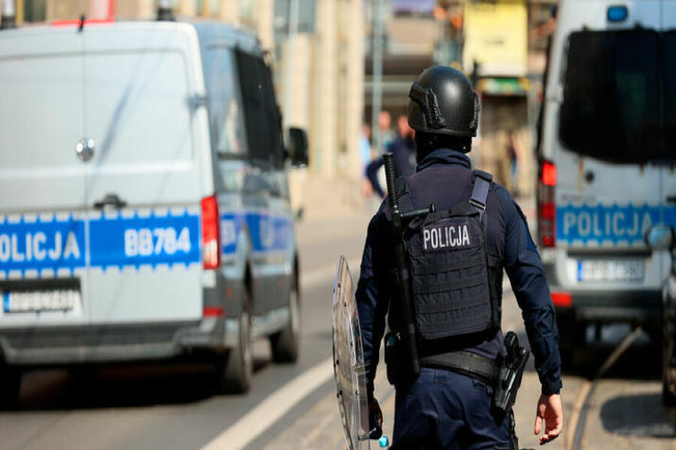 Polşada azərbaycanlıların yaşadığı hostelə BASQIN 