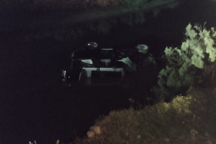 Xaçmazda "Range Rover"  çaya aşdı