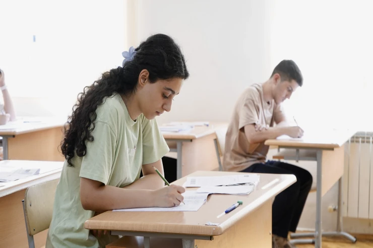 Bu gün 34 mindən   çox abituriyent imtahan verdi -YENİLƏNİB 