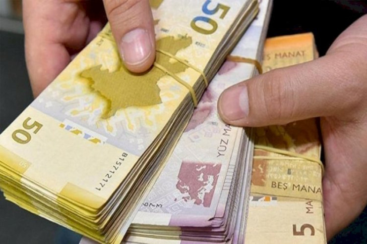 Evlərdən 100 min manatdan  çox OĞURLUQ - 22 yaşlı qız TUTULDU 