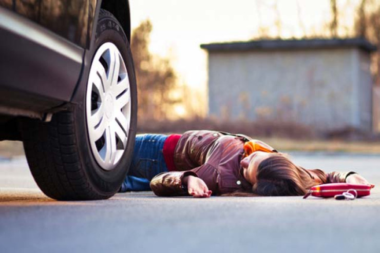 Bakıda "Mercedes" qadını vurub öldürdü 