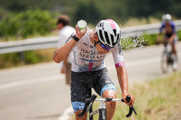 Məşhur velosipedçi yarış zamanı öldü 