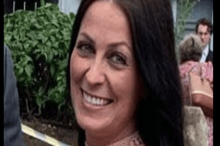 Müəllim bu fotolarına görə işdən qovuldu 