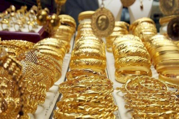 Şəmkirdə yol çəkmək adı ilə  sevgilisinin bütün qızıllarını aldı - ŞOK DƏLƏDUZLUQ 