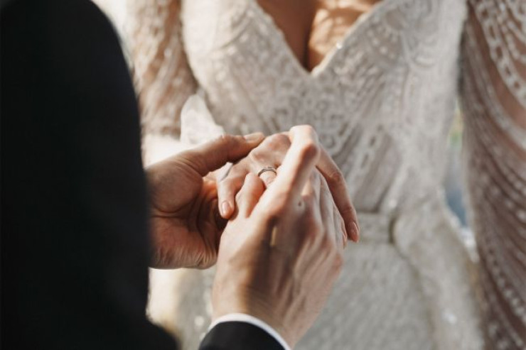 Evlənmək üçün ən uğurlu ay   hansıdır? – Aybaay nikahın mənası və nəticələri 