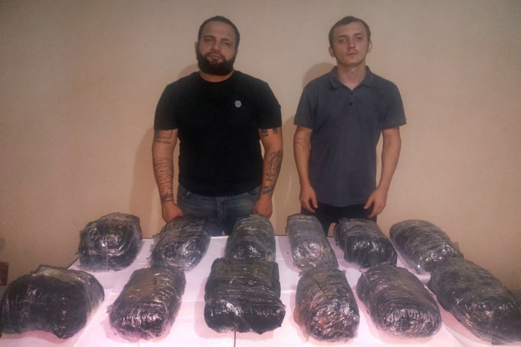 PUA ilə İrandan Azərbaycana narkotik keçirənlər  saxlanıldı