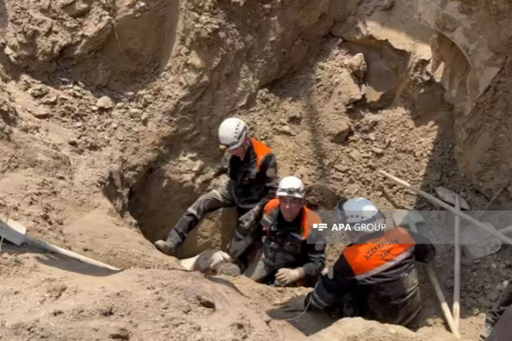 Sumqayıtda fəhlə uçqunların altında CAN VERDİ  - YENİLƏNİB 