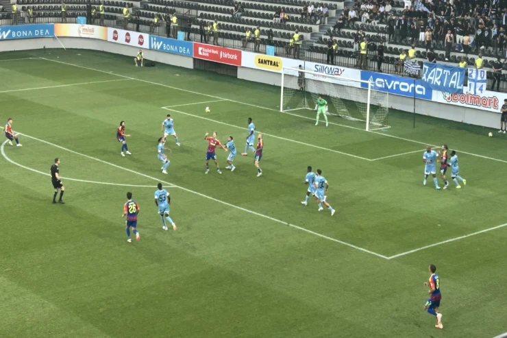 “Zirə” “Hayduk”la bacarmadı 