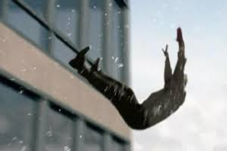 Bakıda DƏHŞƏT:  Roman Dünyamalıyev 11-ci mərtəbədən yıxılıb öldü 