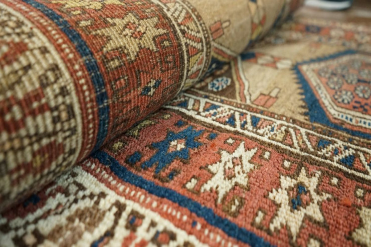 Xalçadan  tozu təmizləmək üçün   YENİ VASİTƏ: tozsoranı unudun 