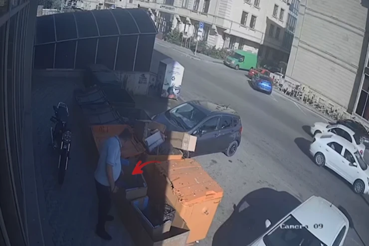 Bakıda söndürülməmiş siqaret kötüyü yanğına səbəb oldu - VİDEO 