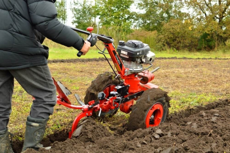 Xaçmazda FACİƏ:  motoblok qadını öldürdü