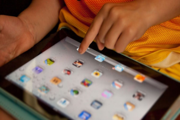 Uşağınızın oyun aslılığından əziyyət çəkdiyini  necə anlamaq olar? - Valideynlər üçün 10 ipucu 