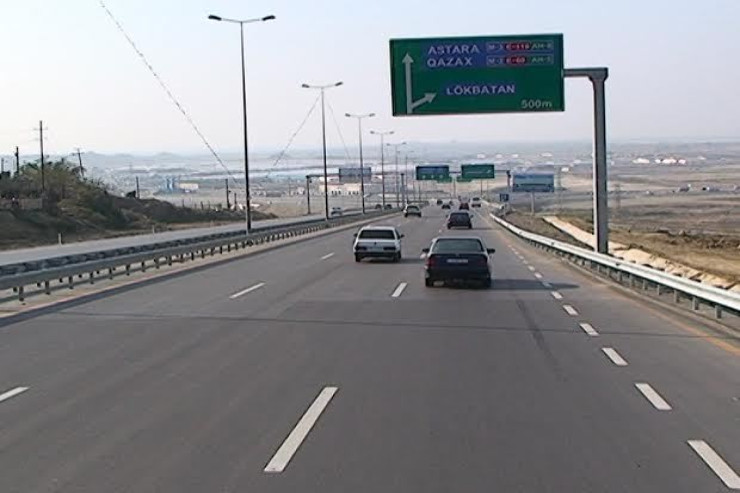 Sürücülərin NƏZƏRİNƏ:  Bakı-Qazax yolunda hərəkət məhdudlaşır 