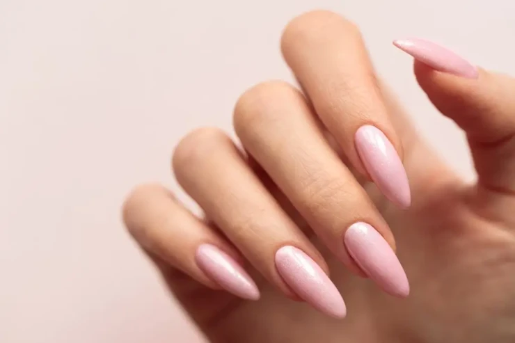 Hər zaman dəbdə olan  ən yaxşı 5 dırnaq rəngi 