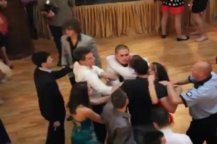 Cəlilabadda toyda DAVA : ÖLən var - YENİLƏNİB 