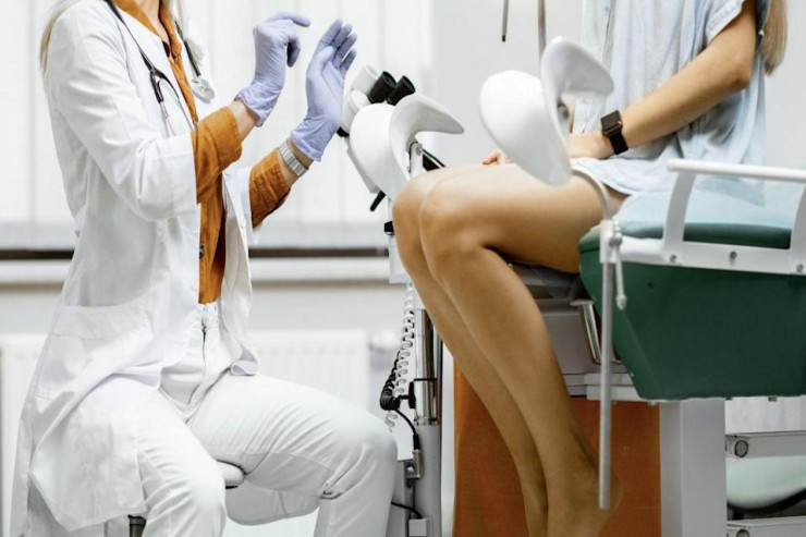 94 xəstəni zorlayan ginekoloqa HÖKM OXUNDU 