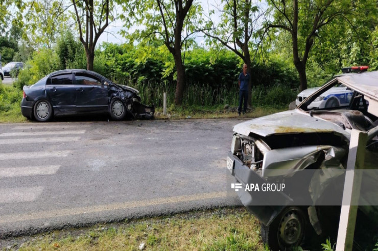 Qaxda bir ailənin 4 üzvü və 2 qardaş  qəzada yaralandı