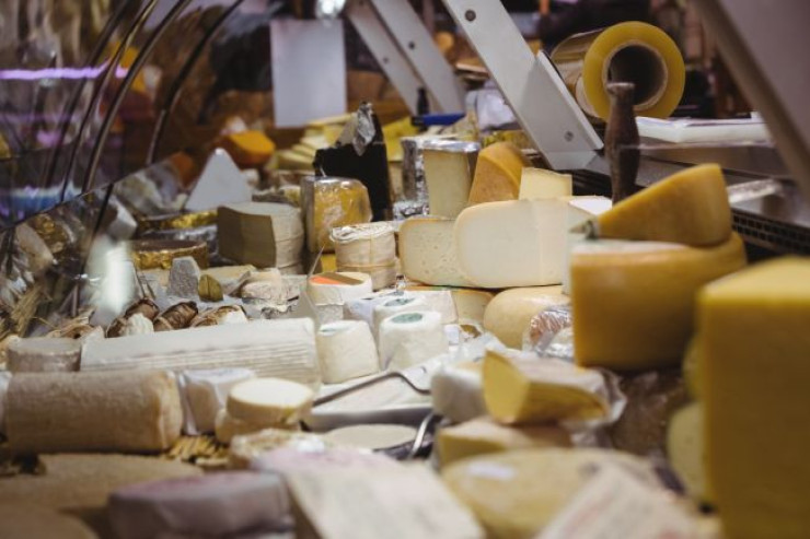 Yumurtadan  dəfələrlə çoxdur:   protein bombası olan  PENDİR