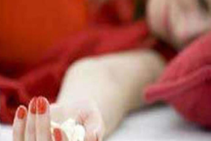 Bərdədə paltar asan qadın   3-cü mərtəbədən yıxıldı