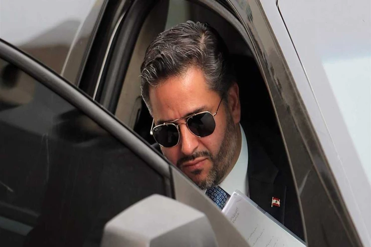 Sabiq nazir maliyyə cinayətlərində ittiham olunaraq həbs edildi 