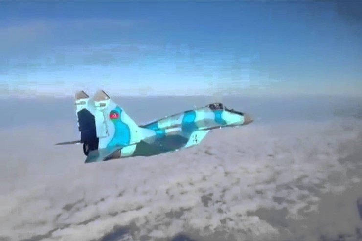 Azərbaycan hərbi təyyarələrinin İranla sərhəddə uçuşlar etməsi TƏKZİB OLUNDU 