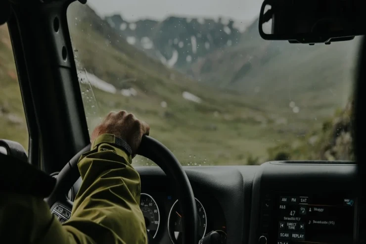 Avtomobilin salonunda ideal təmizlik  yaratmaq üçün sadə ÜSULLAR 