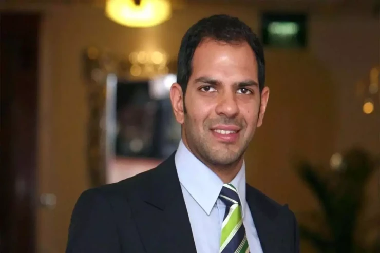 Boğazına arı gedən milyarder öldü 