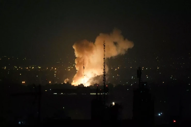 İsrail ordusu:  50 qırıcı gecə saatlarında Tehrandakı nüvə layihəsi obyektlərinə hücum edib