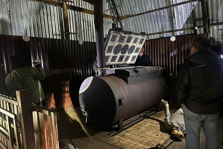 Vəkil tanışını öldürüb   sobada yandırdı