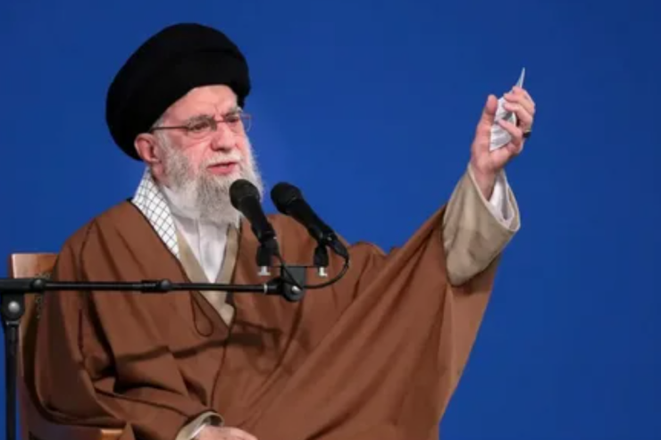 Xameneinin harada gizləndiyini  bilirik, o, asan hədəfdir  – Tramp