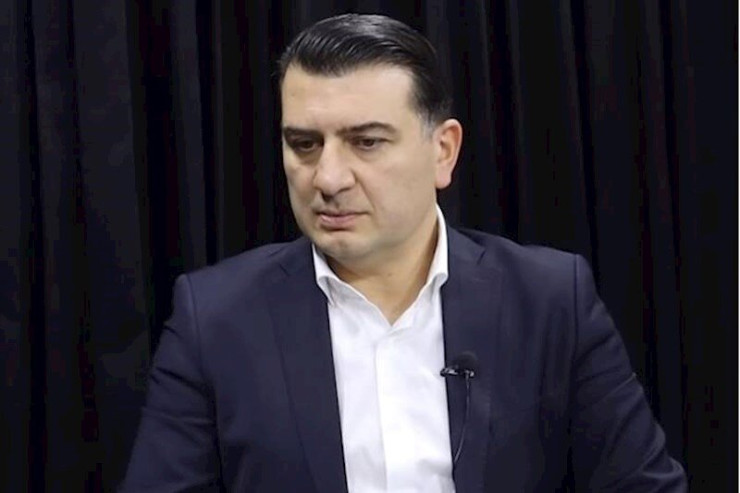 Azər Qasımlının məhkəməsi başladı