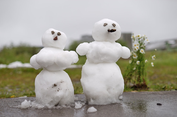 Bu şəhərə yay qarı  yağdı