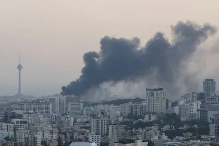 İsrail Tehrana və İranın digər bölgələrinə zərbələr endirir 