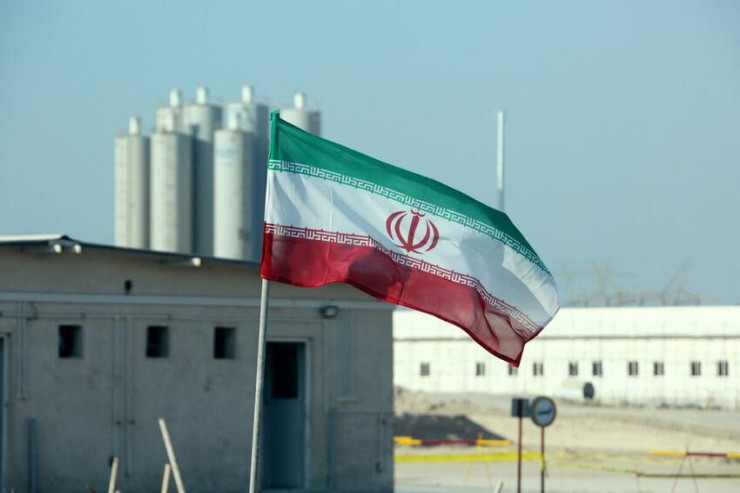 İranda nüvə alimi arvadı ilə birgə evində öldürüldü 