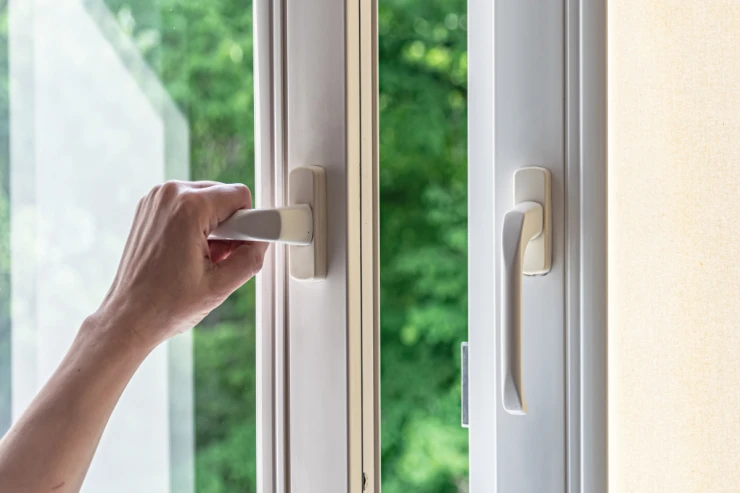 Yayda belə pəncərəni açıq qoyaraq yatmaq olmaz – səbəbi açıqlandı 