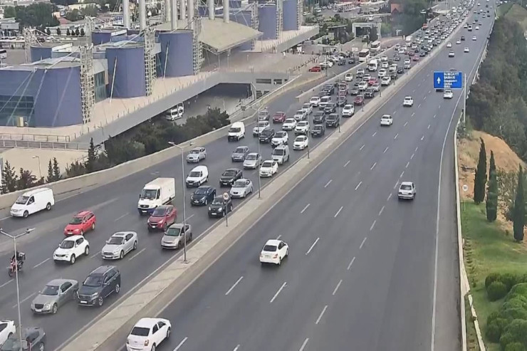 Bakıda bu yollarda sıxlıq var - SİYAHI 