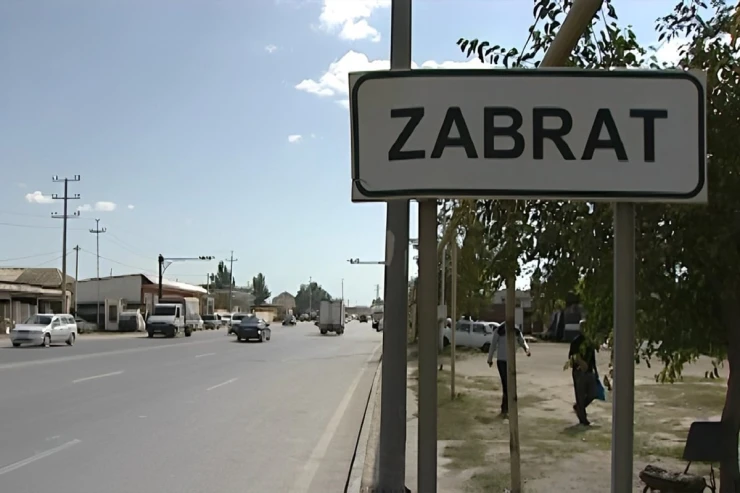 Bakının mərkəzində unudulmuş küçə : “Hamının ayağında salafan” - VİDEO 