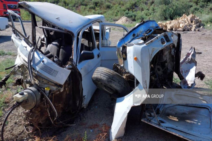 Sabirabadda iki avtomobil toqquşdu, 3 nəfər öldü 