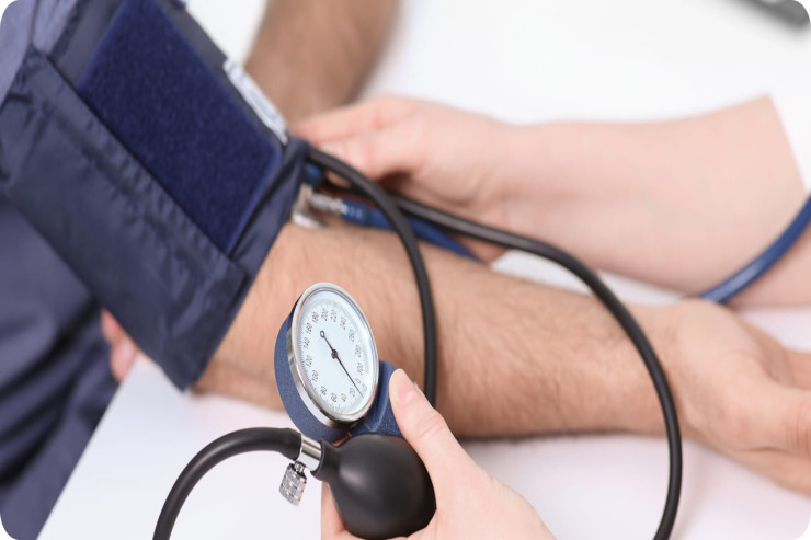 Sağlamlıq üçün daha pis  hansıdır: aşağı,  yoxsa yüksək təzyiq  - həkimlər izah edirlər 