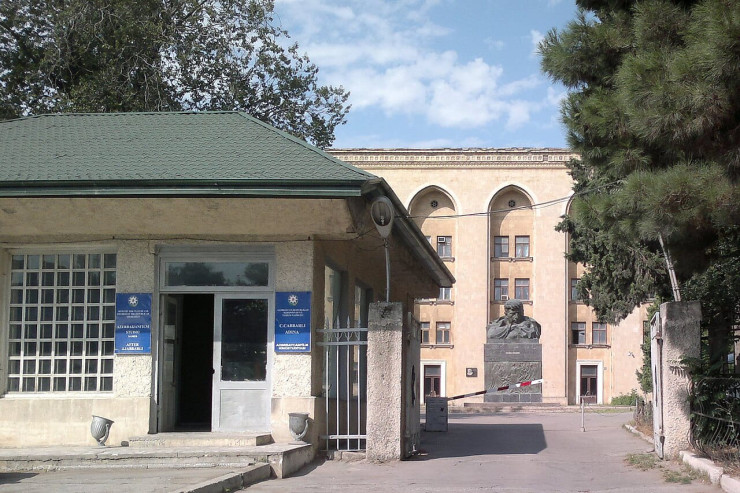 Partlayış kinostudiyanın pirotexniki vasitələr saxlanılan anbarında baş verib - POLİSDƏN AÇIQLAMA 