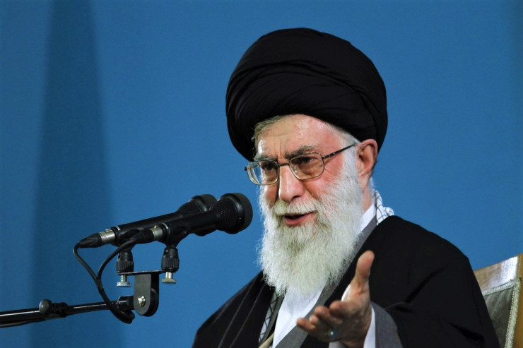 Trampdan sensasion açıqlama: Xameneini alçaldıcı ölümdən xilas etdim 