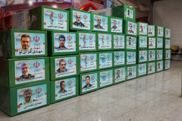 İranda ölən generalların cənazələri  TIR-larla daşındı - VİDEO 