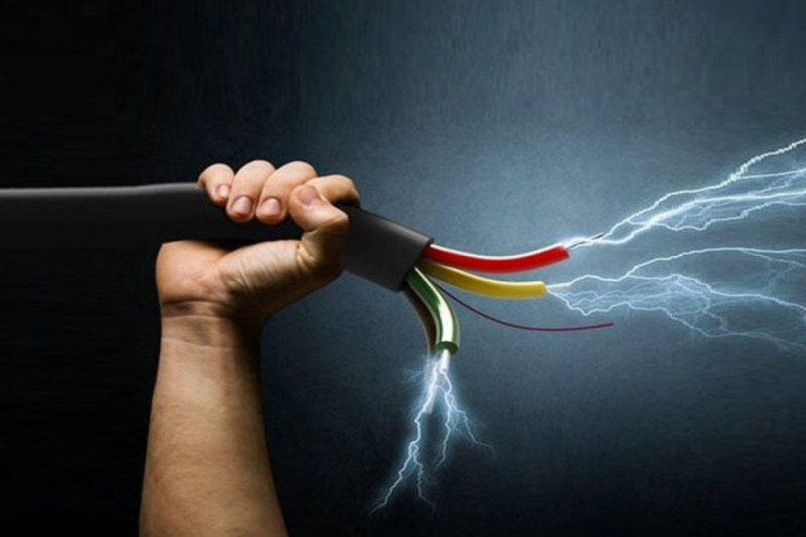 Ağsuda "Azərişıq" əməkdaşını cərəyan vurub öldürdü 