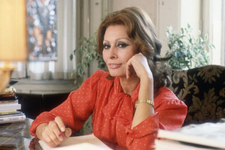 Kişiləri  necə ovsunlamalı?   - Sofi Lorendən qadınlara 5 məsləhət  