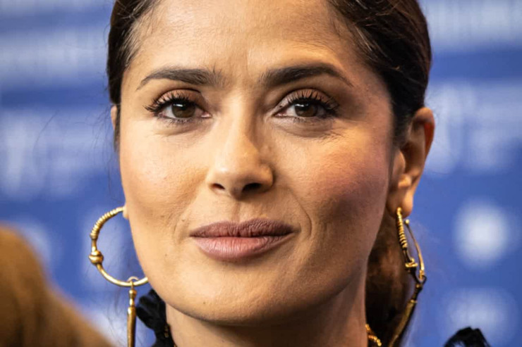 Rusiyalı kişi məşhur aktrisaya görə intihara  cəhd etdi - Sevgisinə qarşılıq  verməyib