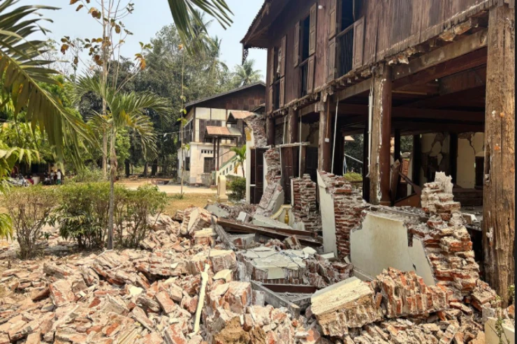 Zəlzələdə ölənlərin sayı 1700-ü keçdi