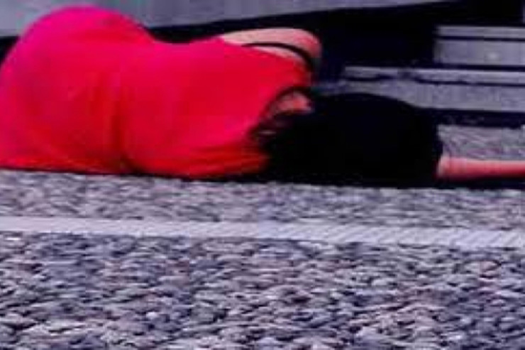 Göygöldə qadın ikinci mərtəbədən yıxıldı