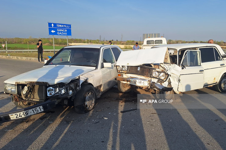 Ucarda qəza: Bir ailənin  3 üzvü   yaralandı -YENİLƏNİB 