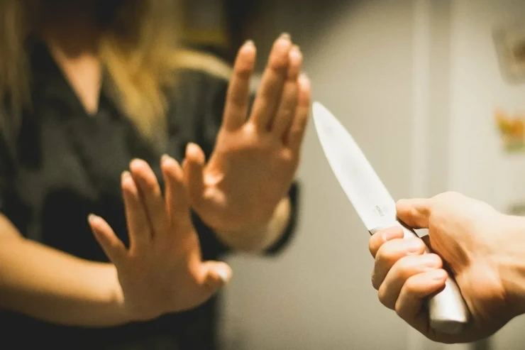 Gədəbəydə 49 yaşlı qadın bıçaqlandı -  YENİLƏNİB 